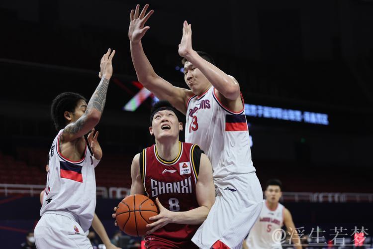 5月2日季后赛:山西对阵北京 张宁高光表现 5月2日季后赛:山西对阵北京 张宁高光表现